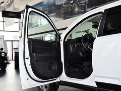 2014款 改款 2.4L 自动 四驱舒适版 5座