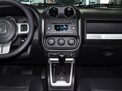 2014款 改款 2.4L 自动 四驱舒适版 5座