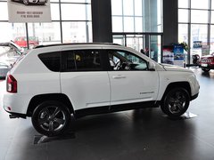 2014款 改款 2.4L 自动 四驱舒适版 5座