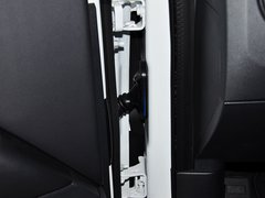 2014款 改款 2.4L 自动 四驱舒适版 5座