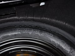 2014款 改款 2.4L 自动 四驱舒适版 5座