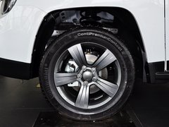 2014款 改款 2.4L 自动 四驱舒适版 5座