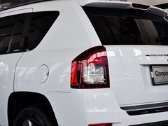 2014款 改款 2.4L 自动 四驱舒适版 5座
