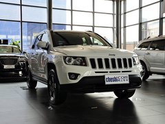 2014款 改款 2.4L 自动 四驱舒适版 5座