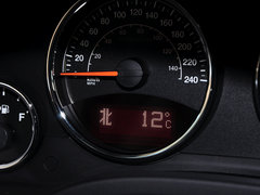 2014款 改款 2.0L CVT 两驱精英版 5座
