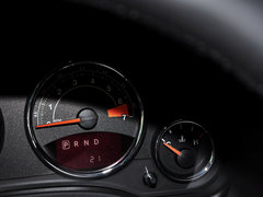 2014款 改款 2.0L CVT 两驱精英版 5座