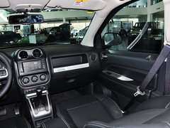 指南者(进口) 2014款 改款 2.0L CVT 两驱精英版 5座