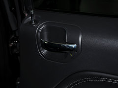 指南者(进口) 2014款 改款 2.0L CVT 两驱精英版 5座