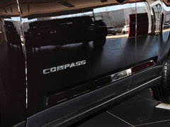 2014款 改款 2.0L CVT 两驱精英版 5座