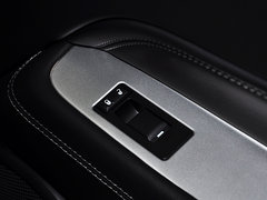 2014款 改款 2.0L CVT 两驱精英版 5座