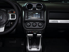 2014款 改款 2.0L CVT 两驱精英版 5座