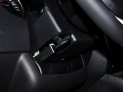 2014款 改款 2.0L CVT 两驱精英版 5座