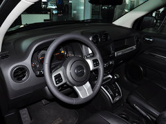 2014款 改款 2.0L CVT 两驱精英版 5座