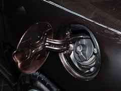 2014款 改款 2.0L CVT 两驱精英版 5座