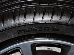 2014款 改款 2.0L CVT 两驱精英版 5座