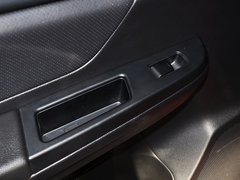 2014款 2.0i CVT 舒适版 5座