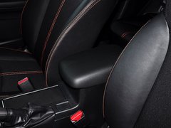2014款 2.0i CVT 舒适版 5座
