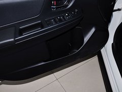 2014款 2.0i CVT 舒适版 5座