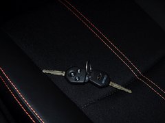 2014款 2.0i CVT 舒适版 5座