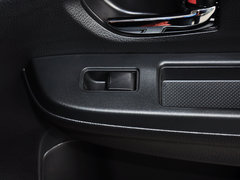 2014款 2.0i CVT 精英版 5座