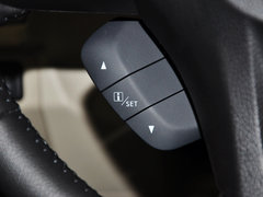 斯巴鲁XV 2014款 2.0i CVT 精英版 5座