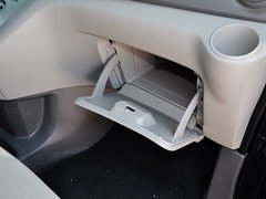2014款 1.6L CVT 尊贵型