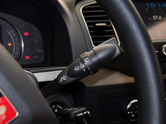 2014款 1.5L 手动 迅捷版