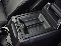2014款 3.0T SD V6 HSE柴油版