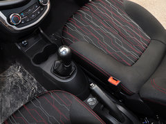 2014款 1.4L 手动 尊贵版