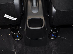 2014款 1.4L 手动 尊贵版