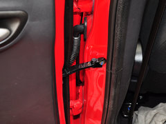 2014款 1.4L 手动 尊贵版