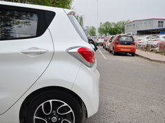 2014款 1.4L 手动 尊贵版