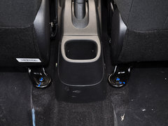 2014款 1.4L 手动 尊贵版