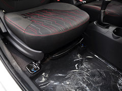 2014款 1.4L 手动 尊贵版