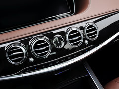 2014款 S500L 4.7T 自动 四驱