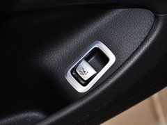 2014款 S500L 4.7T 自动 四驱