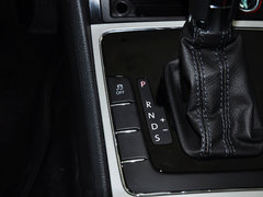 2014款 1.8TSI DSG 尊荣版