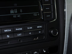 2014款 1.8TSI DSG 尊荣版