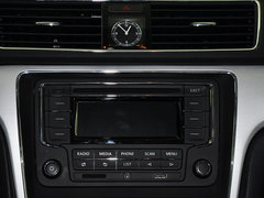 2014款 1.8TSI DSG 尊荣版