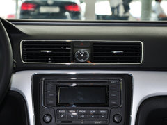 2014款 1.8TSI DSG 尊荣版