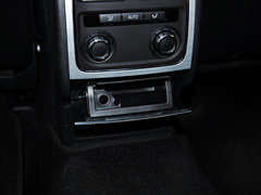 2014款 1.8TSI DSG 尊荣版