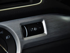 2014款 1.8TSI DSG 尊荣版