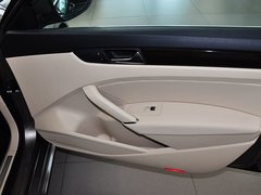 2014款 2.0TSI DSG 御尊版