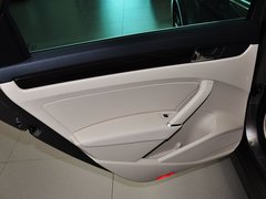 2014款 2.0TSI DSG 御尊版