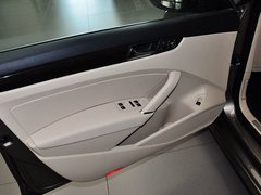 2014款 2.0TSI DSG 御尊版