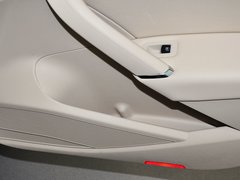 2014款 2.0TSI DSG 御尊版
