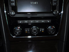 2014款 2.0TSI DSG 至尊版