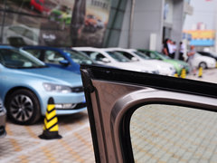 2014款 3.0L V6 DSG 旗舰尊享版