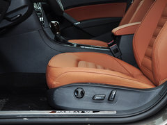 2014款 3.0L V6 DSG 旗舰尊享版