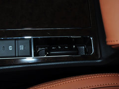 2014款 3.0L V6 DSG 旗舰尊享版